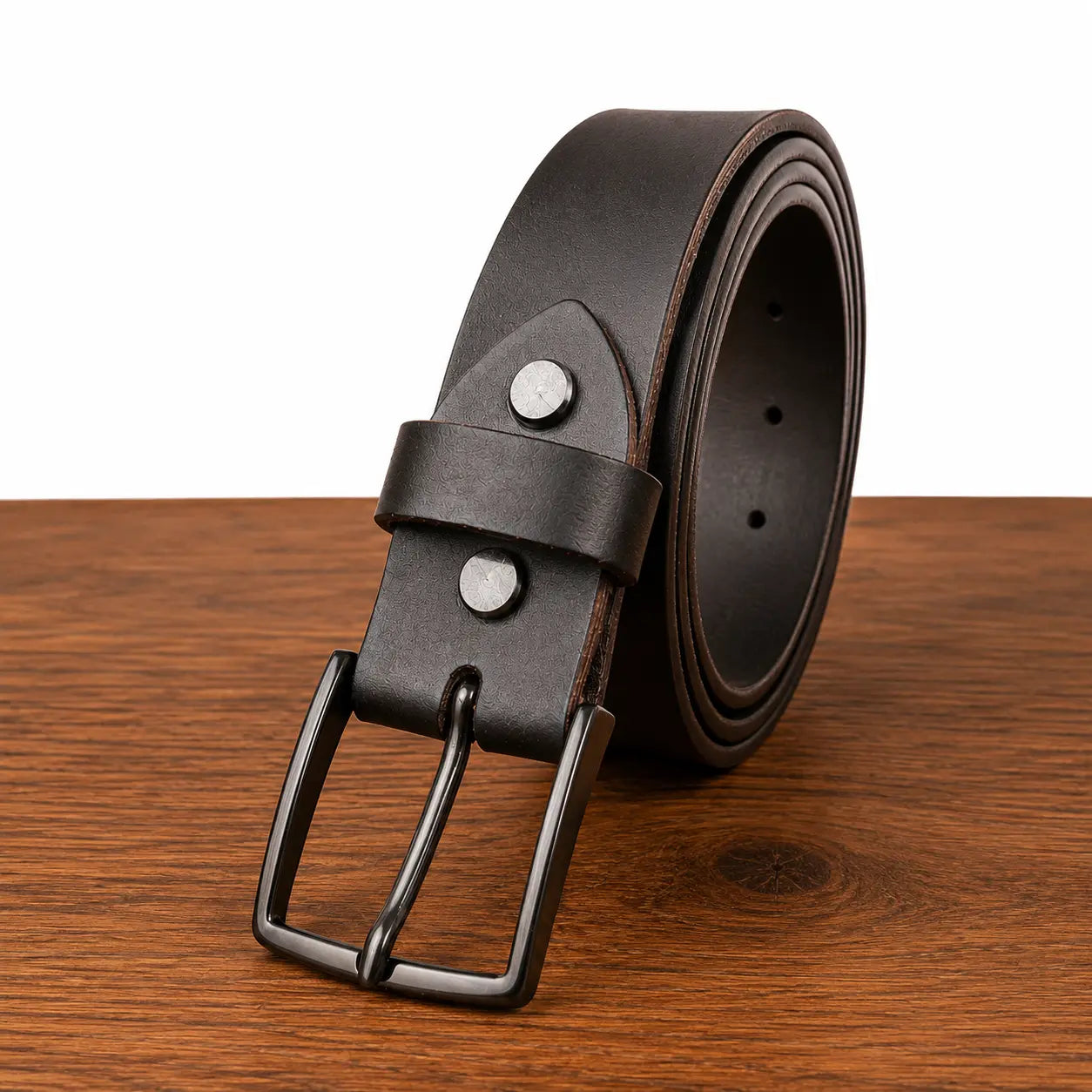 Ceinture en cuir couleur chocolat pleine fleur 35mm faite main Cuir & Matière