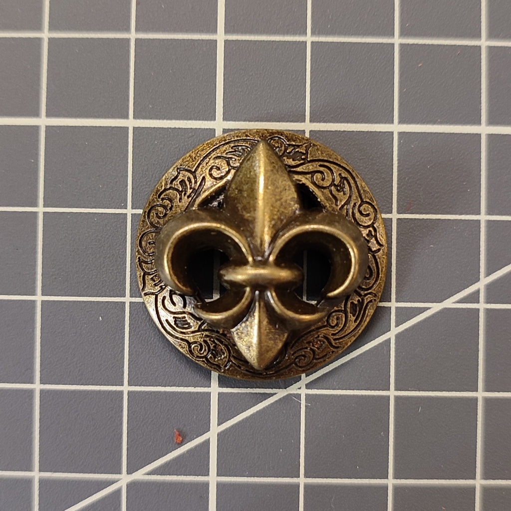 Vert forêt, concho fleur de lys : Porte-clés en cuir vert forêt, concho fleur de lys